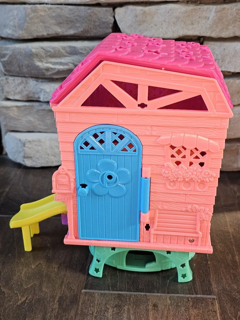 Polly Pockets 2015 - 2018 House, Camper, Car & Dolls - Mattell